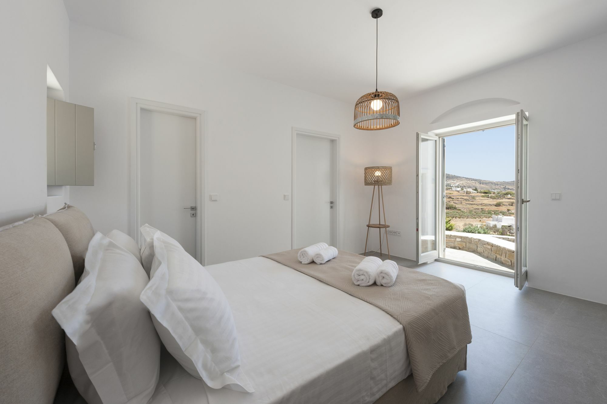 Niriides Luxury Villas Алики Экстерьер фото